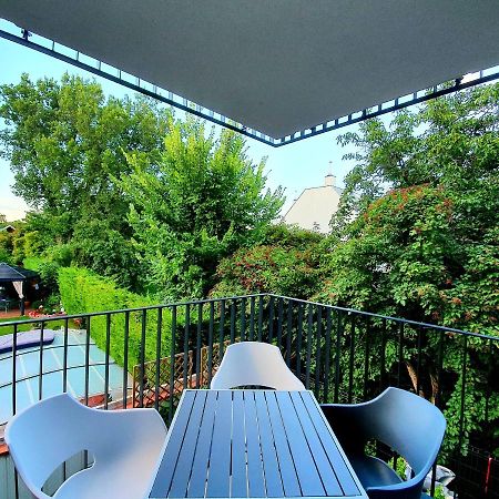 Near Lake Fully Furnished Beautiful Apartment Wenen Buitenkant foto